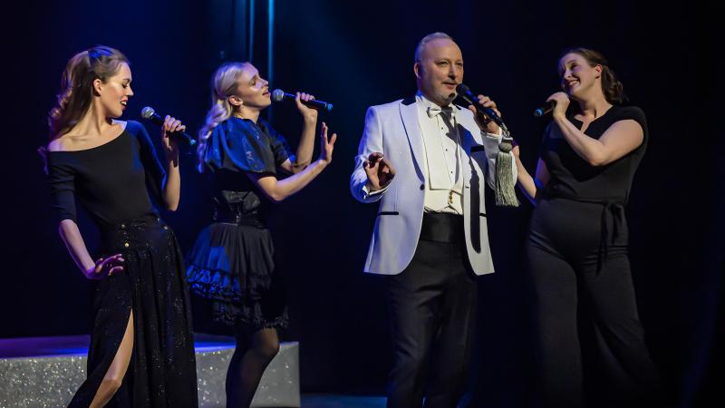 Thank You For The Musicals With Peter Corry