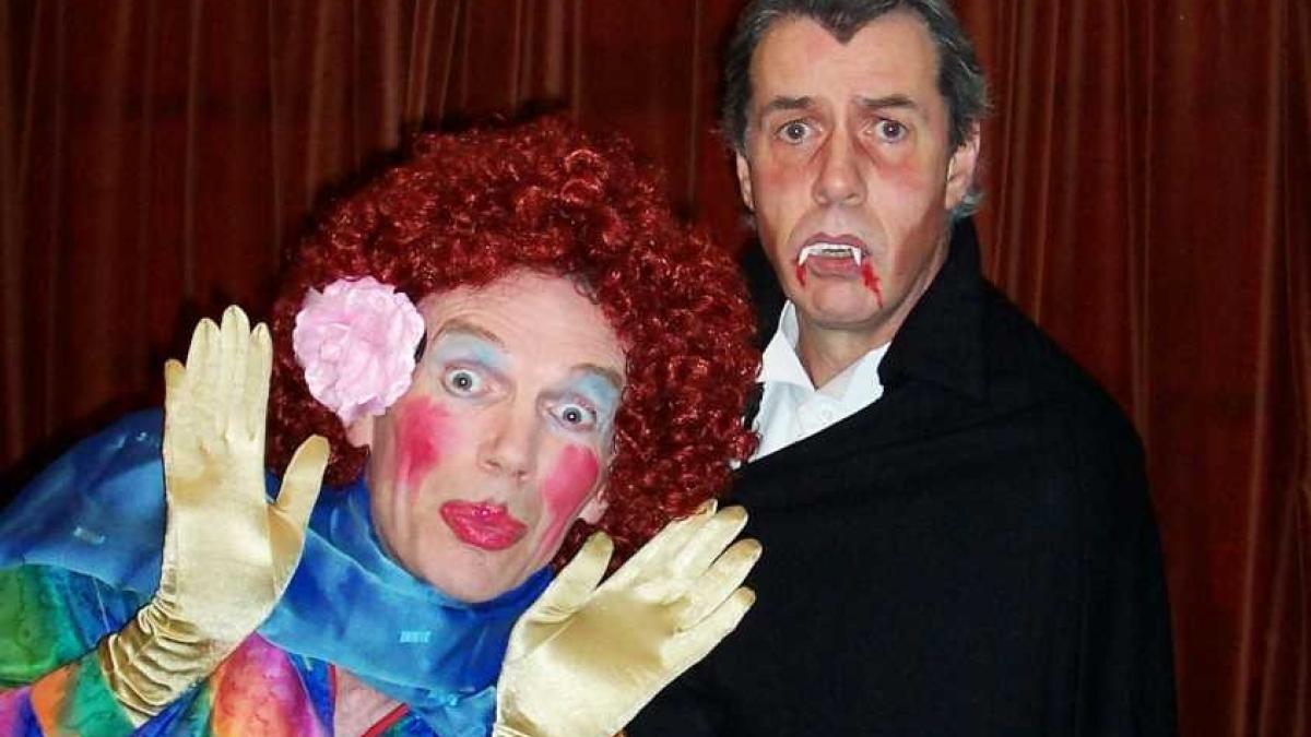 dracula2.JPG main.jpg Dracula the panto
