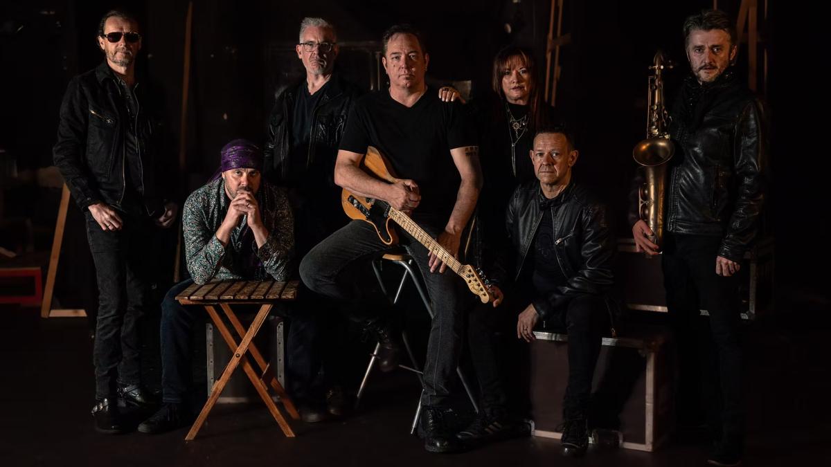 group shot of the Springsteen band